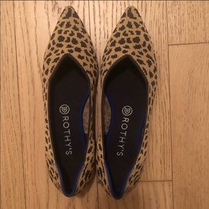 Rothys The Point Leopard Flats